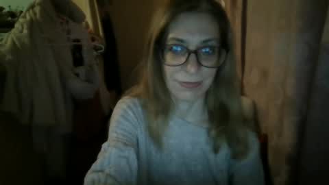 Snapshot of aphrodity_rox chatting on 16, 6, 2026 Aphrodity Rox online show from 16, 6, 2026