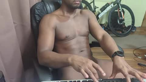 apollodarkmn online show from 13, 4, 2026