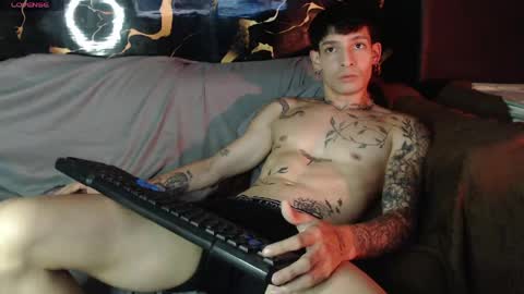 Snapshot of apolo01_ chatting on 17, 4, 2026 Apolo online show from 17, 4, 2026