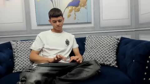 Snapshot of apolo_jonnes chatting on 19, 3, 2026 online show from 19, 3, 2026