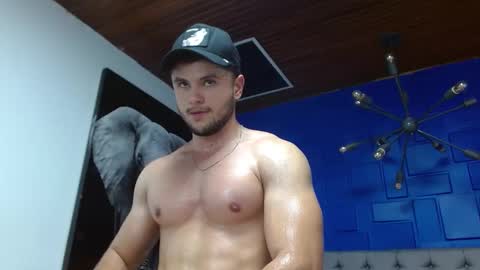Snapshot of apolo_klein1 chatting on 25, 2, 2025 Apolo online show from 25, 2, 2025