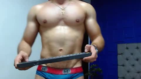 Snapshot of apolo_klein1 chatting on 11, 3, 2025 Apolo online show from 11, 3, 2025