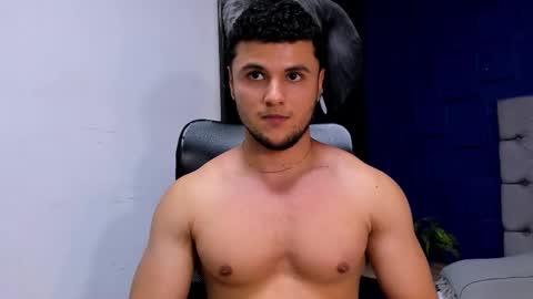 Snapshot of apolo_klein1 chatting on 6, 11, 2025 Apolo online show from 6, 11, 2025