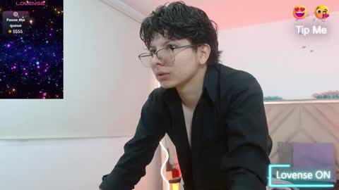 apolo_tay1 online show from 7, 10, 2025