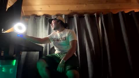 Snapshot of aponthier151 chatting on 8, 11, 2025 aponthier151 online show from 8, 11, 2025