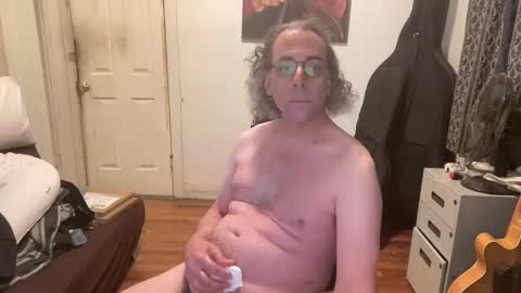 Snapshot of apostrphy chatting on 7, 3, 2025 Apostrphy online show from 7, 3, 2025