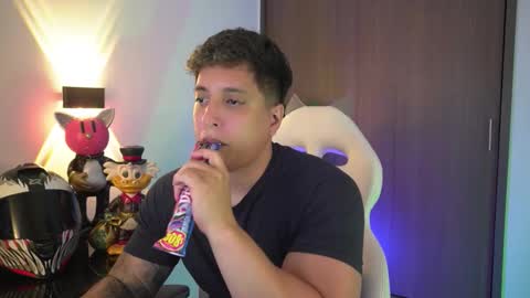 Snapshot of appolo_allen chatting on 8, 10, 2025 insta appolo master online show from 8, 10, 2025