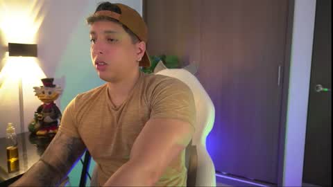 Snapshot of appolo_allen chatting on 31, 10, 2025 insta appolo master online show from 31, 10, 2025