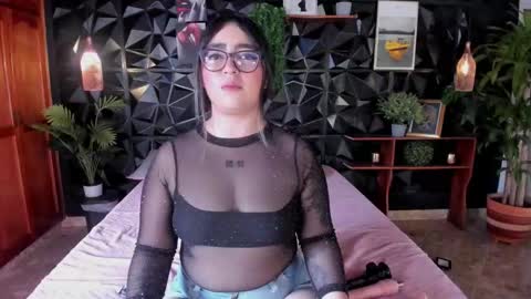 apprilfoxx online show from 22, 10, 2025