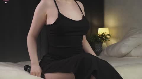 Snapshot of approche_toi_petite chatting on 7, 3, 2026 Meghan online show from 7, 3, 2026