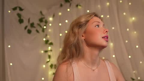 Snapshot of april_blush chatting on 30, 1, 2025 BETH NEXT STREAM ON WEDNESDAY online show from 30, 1, 2025