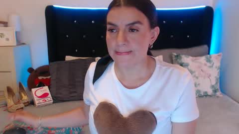 Snapshot of april_harrys chatting on 5, 3, 2026 April online show from 5, 3, 2026