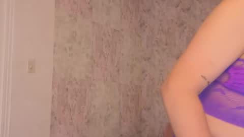 Isabella online show from 4, 5, 2026