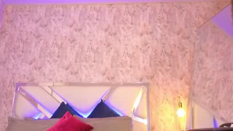 Isabella online show from 22, 7, 2026