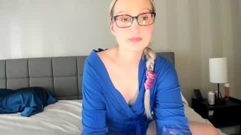 Audrey Im usually online every single day except sundays from  and 20 pm uk time online show from 7, 7, 2026
