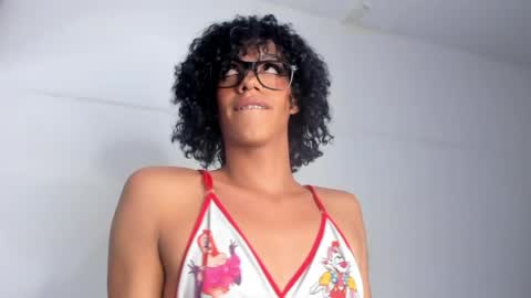 aprill_fox online show from 11, 5, 2026