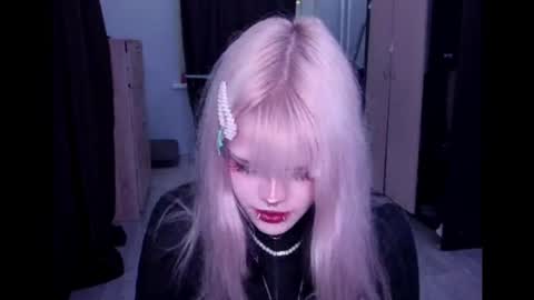 Alice D online show from 20, 4, 2026