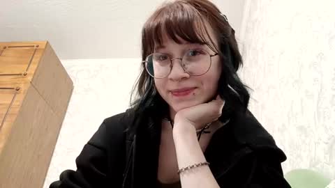 Triss online show from 9, 2, 2026