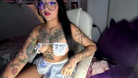 Snapshot of apurple_tulip chatting on 9, 6, 2026 online show from 9, 6, 2026