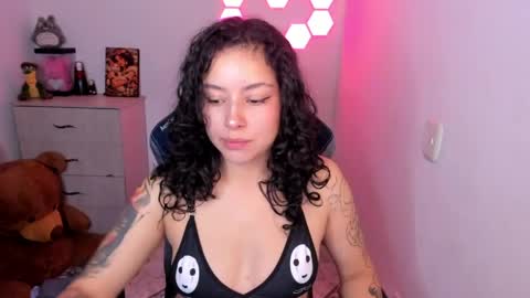 aqua emilly online show from 29, 4, 2026
