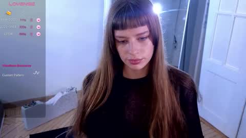 aqua_sultry online show from 28, 11, 2025