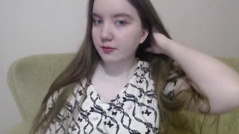 Snapshot of aquanarmin chatting on 7, 11, 2025 Josefin online show from 7, 11, 2025