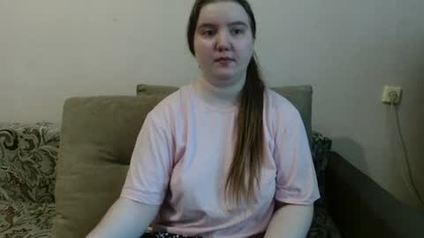 Snapshot of aquanarmin chatting on 17, 6, 2026 Josefin online show from 17, 6, 2026