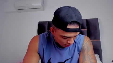 AquilesElpapi online show from 20, 6, 2026