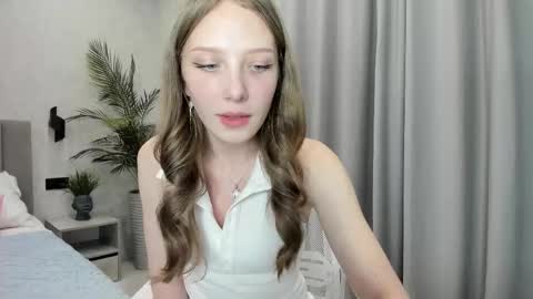 Snapshot of ar_ya18 chatting on 17, 9, 2025 Lina online show from 17, 9, 2025