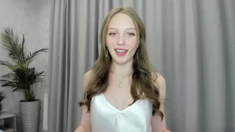 Snapshot of ar_ya18 chatting on 30, 9, 2025 Lina online show from 30, 9, 2025