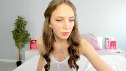 Snapshot of ar_ya18 chatting on 2, 10, 2025 Lina online show from 2, 10, 2025