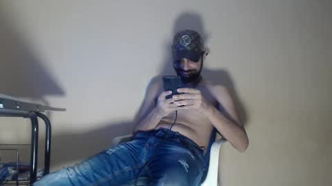 Snapshot of arabebigcock chatting on 8, 10, 2025 ARABE  online show from 8, 10, 2025