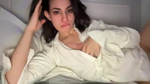 Snapshot of arabicbitchdream chatting on 21, 10, 2025 arabicbitchdream online show from 21, 10, 2025