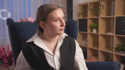 Valentina online show from 5, 12, 2025