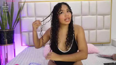   online show from 19, 12, 2025