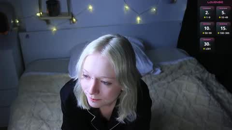 Snapshot of arcticaryder chatting on 15, 10, 2025 Jenny online show from 15, 10, 2025