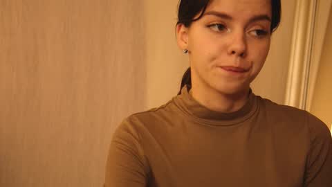 My name is Kelly online show from 6, 12, 2024