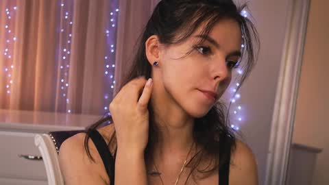 My name is Kelly online show from 10, 1, 2025
