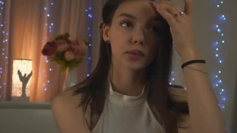 My name is Kelly online show from 27, 2, 2025