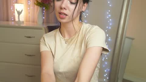 My name is Kelly online show from 2, 3, 2025