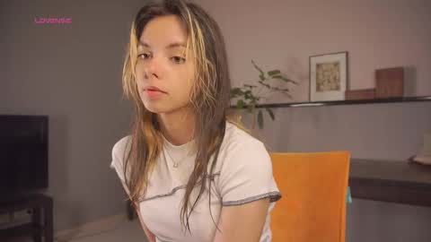 My name is Kelly online show from 8, 9, 2025