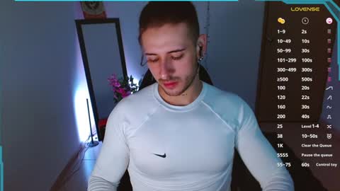Snapshot of ares_blue chatting on 10, 1, 2025 ares blue online show from 10, 1, 2025