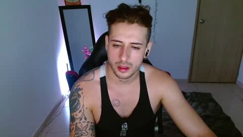 Snapshot of ares_blue chatting on 15, 1, 2025 ares blue online show from 15, 1, 2025