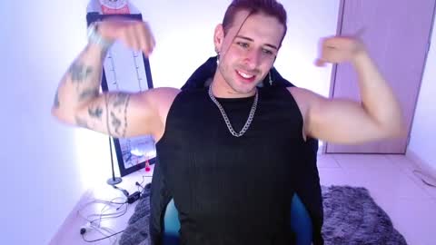 Snapshot of ares_blue chatting on 3, 3, 2025 ares blue online show from 3, 3, 2025