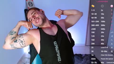 Snapshot of ares_blue chatting on 5, 3, 2025 ares blue online show from 5, 3, 2025