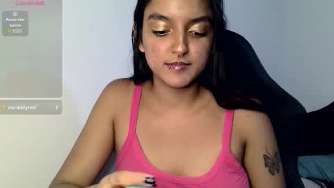 Snapshot of ari_20_ chatting on 29, 9, 2025 Bella online show from 29, 9, 2025