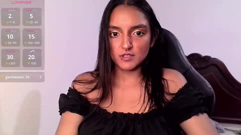 Snapshot of ari_20_ chatting on 30, 9, 2025 Bella online show from 30, 9, 2025