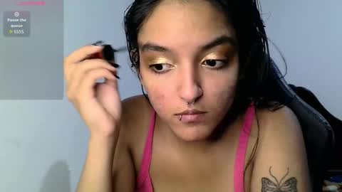 Snapshot of ari_20_ chatting on 6, 10, 2025 Bella online show from 6, 10, 2025