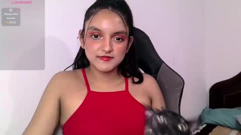 Snapshot of ari_20_ chatting on 21, 10, 2025 Bella online show from 21, 10, 2025