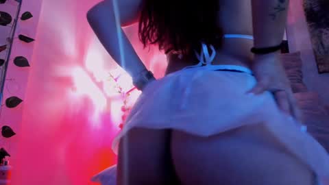 Arianna Baker online show from 13, 1, 2025